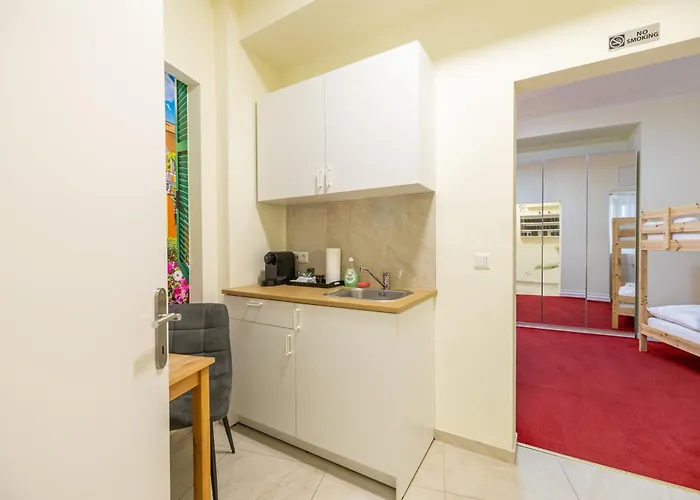 Datri Petite Suite 6